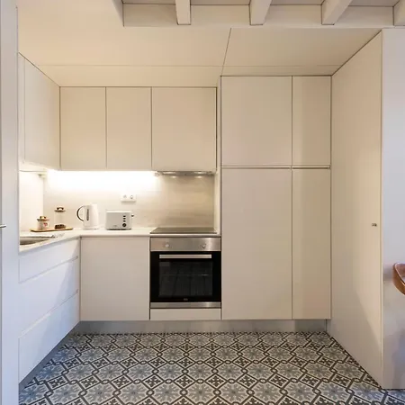 Taipas - Ground Floor Mezzanine * Porto